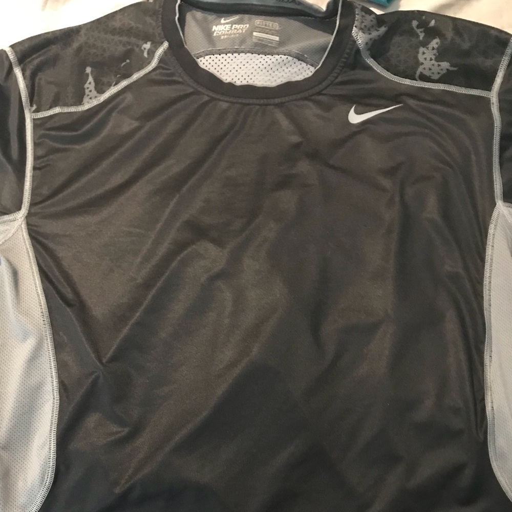 Like new-athletic shirt